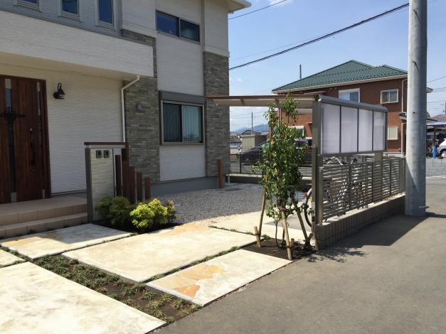 ���̤��鸫�ޤ��ȡ���µ�ȥ�������ݡ��Ȥ�ʷ�ϵ����ȤƤ�Х���ɤ��ޥå����Ƥ���ޤ���