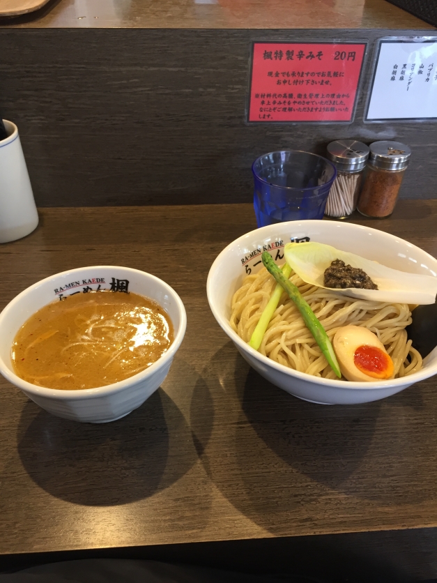 ��饦��JOSHIN΢�ˤ���ޤ��֤顼������פ�����ߤα��Ĥ��͡���������֤ˤϤȤƤ��ɤ����ʤǤ�����
