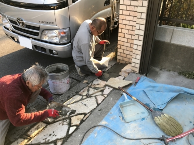 ͽ����ĥ���Ф�ù����Ʋ��֤�������ĥ���в��˥١������󥯥꡼�Ȥ�ή���ƺƤ��Ф����֤��ƹԤ��ޤ���