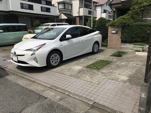 ���󤴾Ҳ𤷤ޤ��Ʒ�ϡ�����Ժ߽���K��š�Ǥ�����TOYOTA���ץꥦ���ɤΤޤ��򤤥ܥǥ������顼���������Ǥ���
