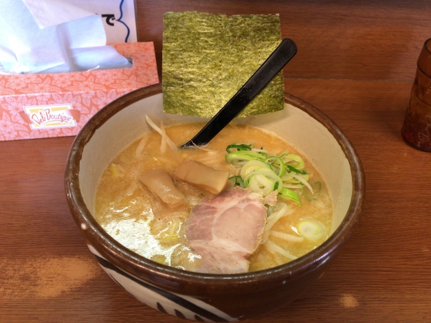 ����Ǥä���Ź�ϡ�Ȭ���Ҥ�����Į��¿�����綶�̤�褤�ˤ���ޤ�̣���顼���Τ�Ź�ɤ��äѤ���ɤ���عԤäƻ���ޤ�����