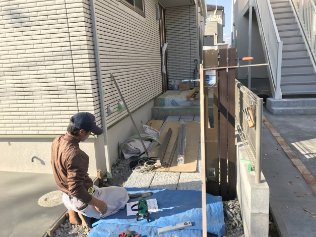 ������Ϥ�����¦�θ��������ͻҡ�����¦�ȤϤޤ���ä�ʷ�ϵ��˻ž夲�ޤ���