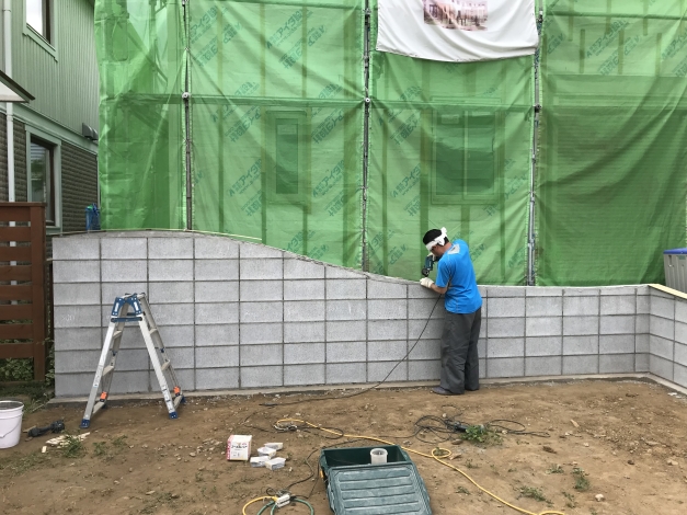 ���������鼡�ι����Ȥʤ�ɺ��������ɤ�����ޤ�������������ŷü��ʬ�˴��Ĥ�Ȥä�������구�����֤��Ƥ���ޤ���
