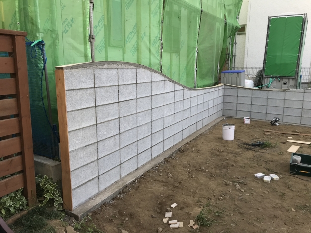 ���Ĥ��구�ˤ�äơ�����˳�餫��ŷü�Υ����֥ǥ�����Ȥʤ�ޤ�����