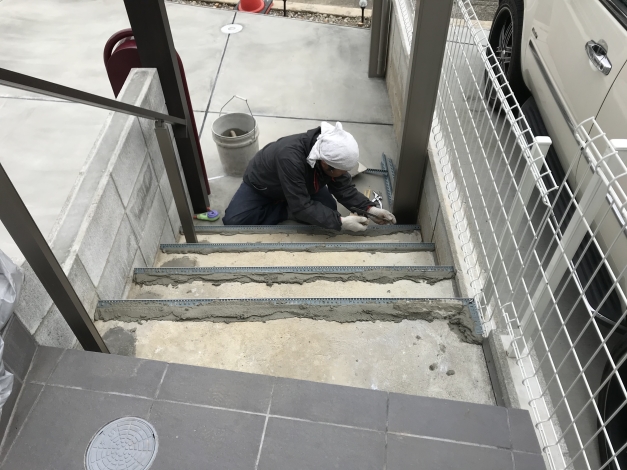 ���ʲս�Ǥϡ������������Ѥ��구�����֤�����륿��ˤƺ������Ѥ�ܤ��Ƥ���ޤ���