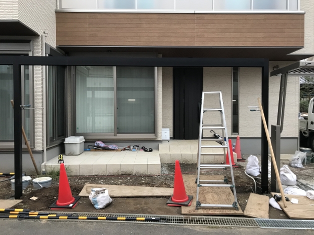 �������̤��鸫���ꡣ�ե졼�ब������ǡ����ˡ��繽���ɤȤʤ�ʪ������夬��ޤ�����