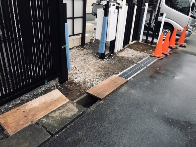 �������塢���褤�踼�ؼ�������������˼��ݤ���ޤ�����