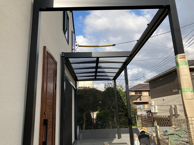�ǥ롼�� �ե꡼�롼�ե����פ��ͻ�